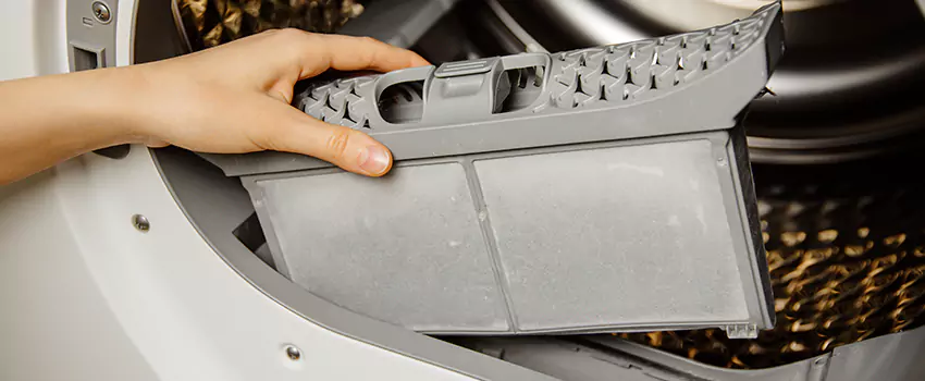 Signs Of A Clogged Dryer Lint Trap in Mokena, Illinois